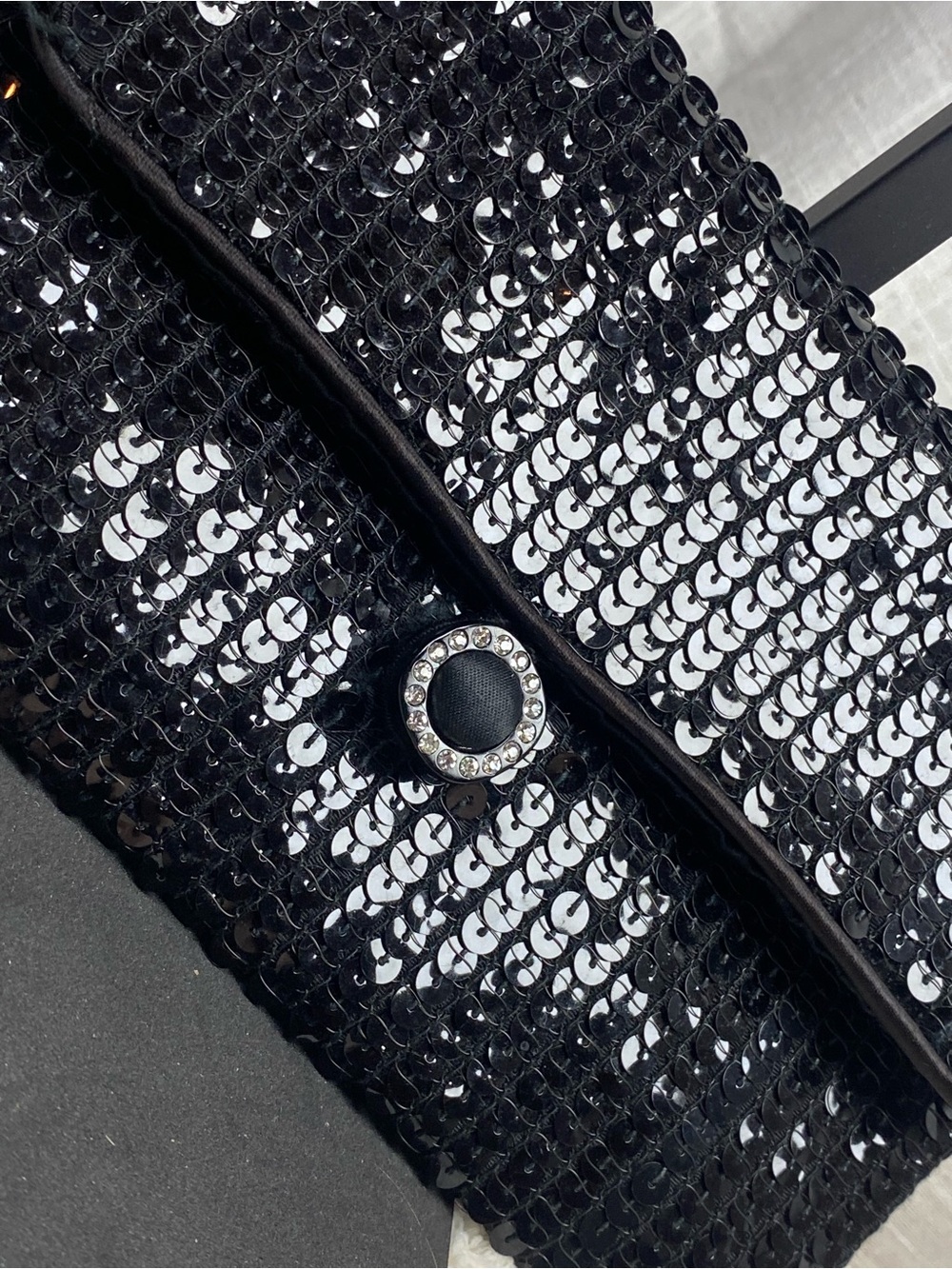 VTG 70’s Norell Black Sequin Clutch Evening Bag Rhinestone Button Closure EUC - Picture 2 of 15